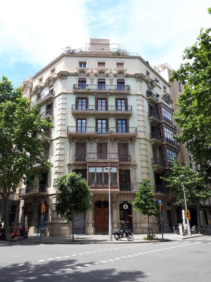 Yoek Casa Cultura * Barcelone